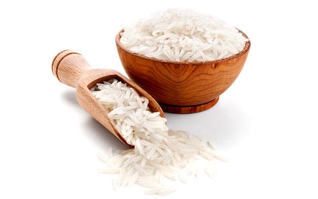 Close-up of polished rice grains
